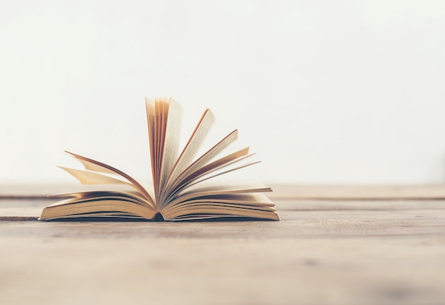 冬季驾车有哪些注意事项